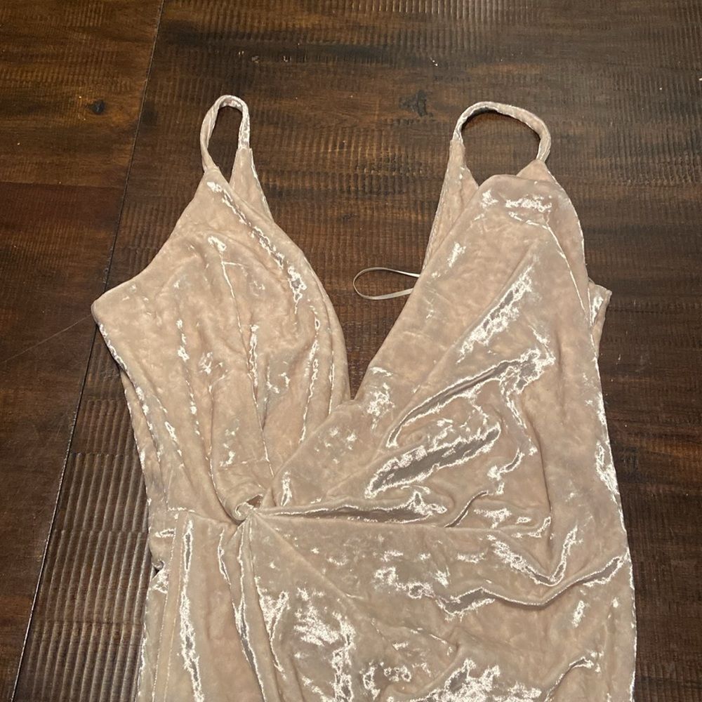 Hot Miami Styles Velvet Dresss Sexy ladies size M Cream - Picture 4 of 9